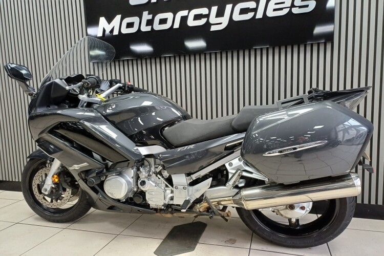 YAMAHA FJR1300