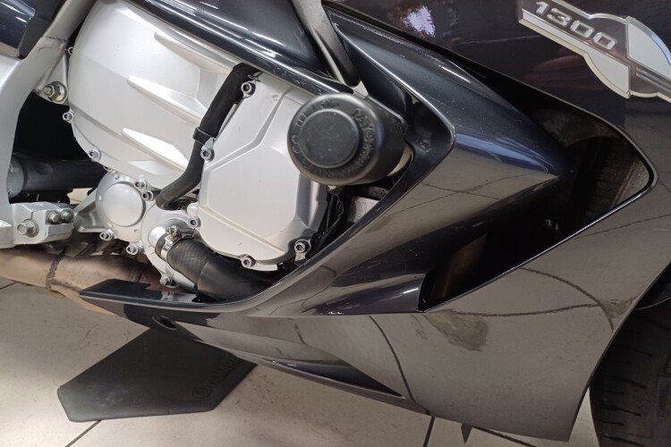 YAMAHA FJR1300