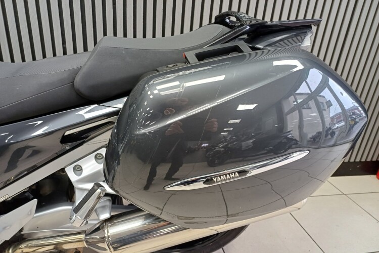 YAMAHA FJR1300