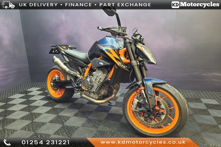 KTM 890 DUKE