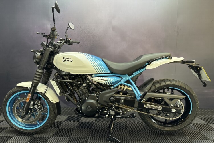 ROYAL ENFIELD GUERRILLA 450