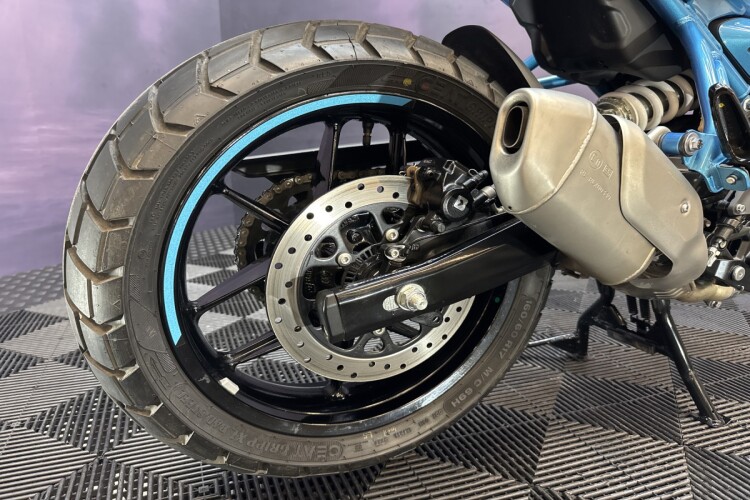 ROYAL ENFIELD GUERRILLA 450