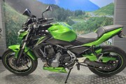 KAWASAKI Z650