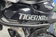 TRIUMPH TIGER 800