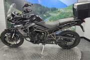 TRIUMPH TIGER 800