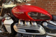 TRIUMPH ROCKET III