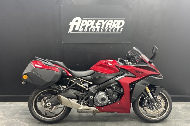 SUZUKI GSX-S1000GT+