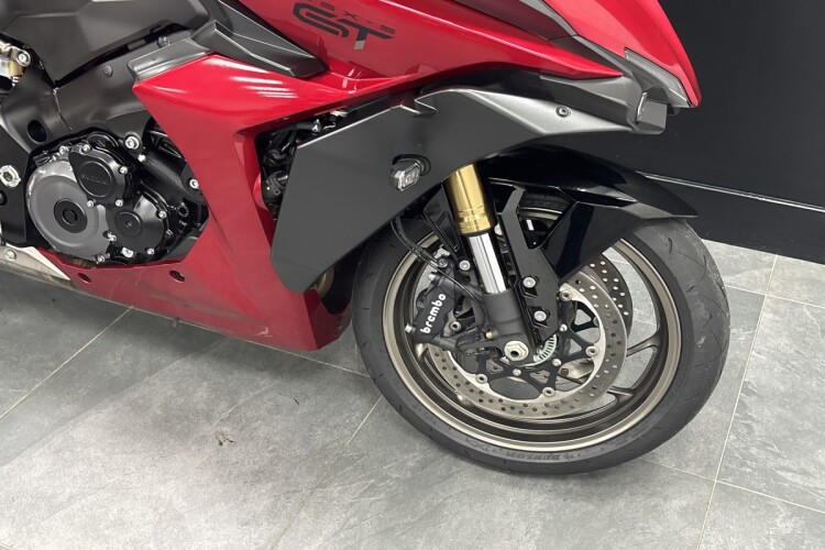 SUZUKI GSX-S1000GT+