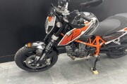 KTM 690 DUKE