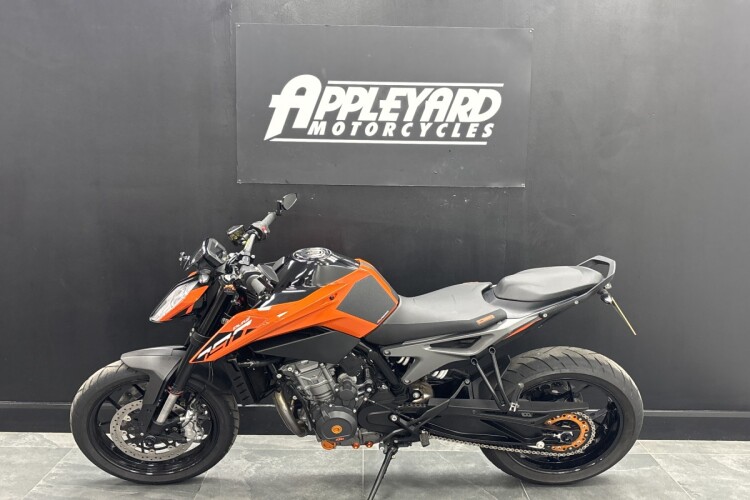 KTM 790 DUKE