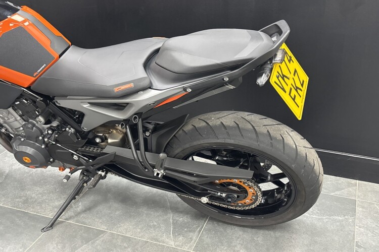 KTM 790 DUKE
