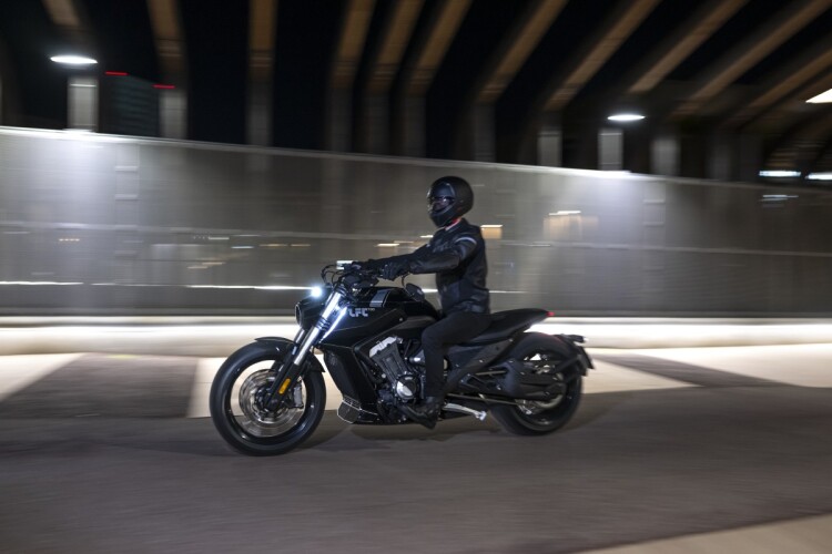 BENDA MOTO BENDA LFC700