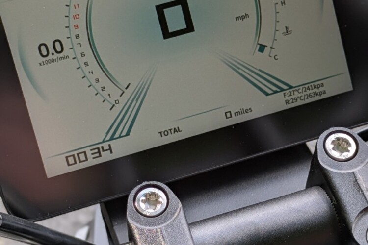 QJMOTOR SRK 900 for sale