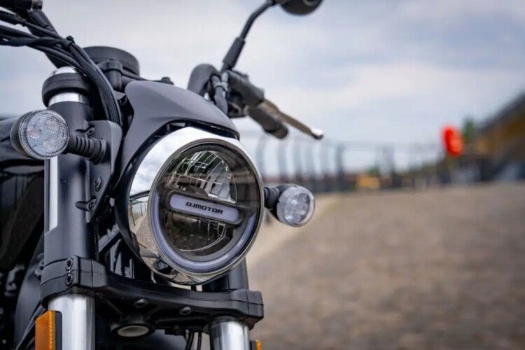 QJMOTOR SRV 125 for sale