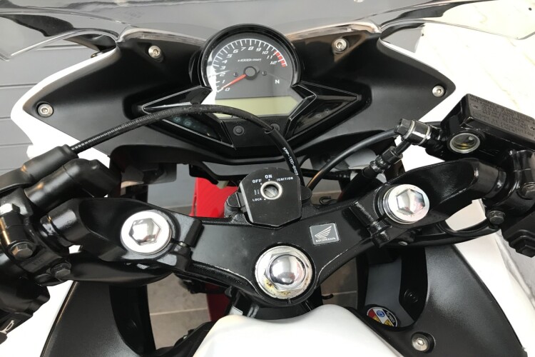 HONDA CBR125R