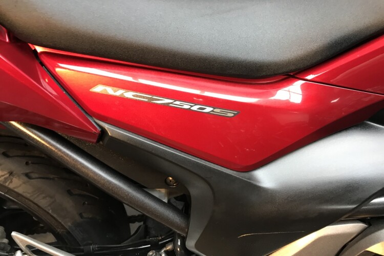 HONDA NC750S