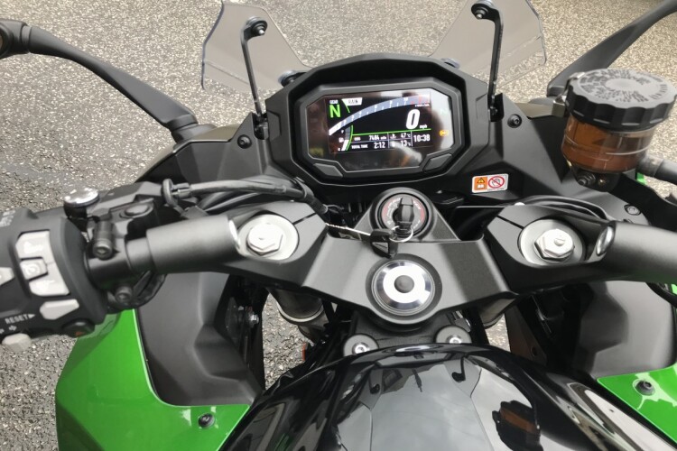KAWASAKI NINJA 1000SX