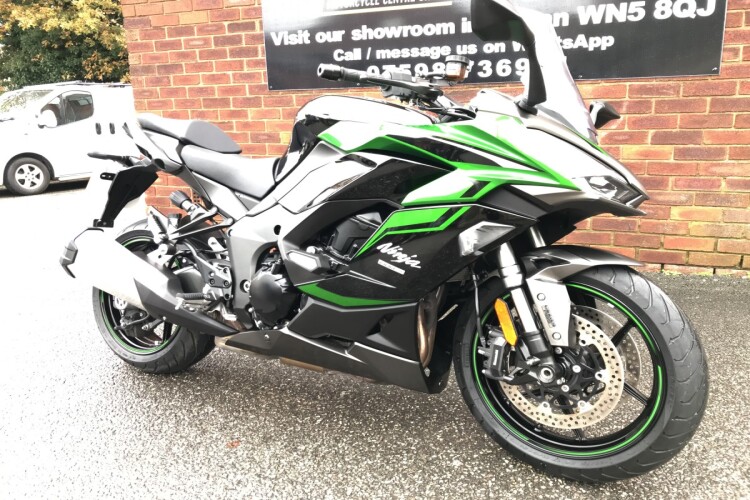 KAWASAKI NINJA 1000SX