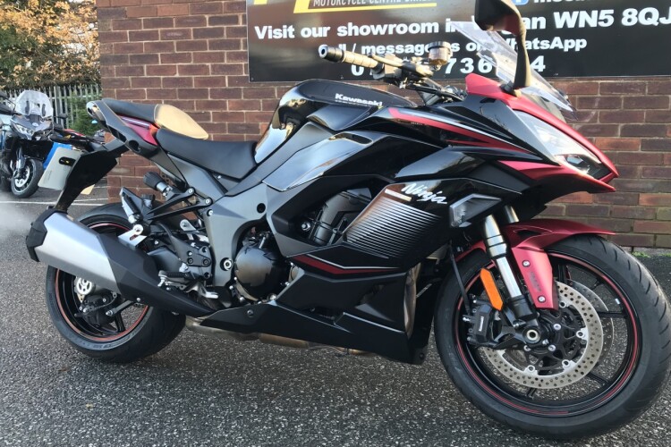 KAWASAKI NINJA 1000SX