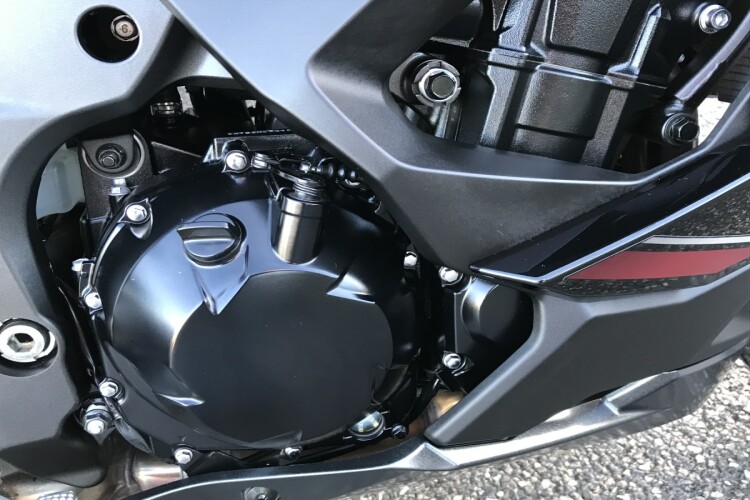 KAWASAKI NINJA 1000SX
