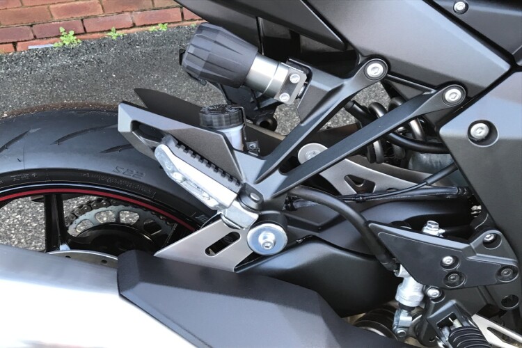 KAWASAKI NINJA 1000SX