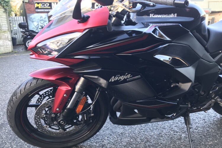 KAWASAKI NINJA 1000SX for sale