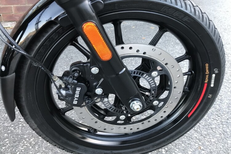 ROYAL ENFIELD HUNTER 350