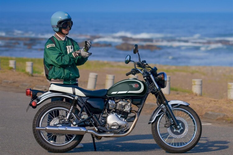 KAWASAKI W1