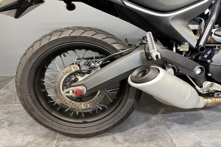 DUCATI SCRAMBLER 800