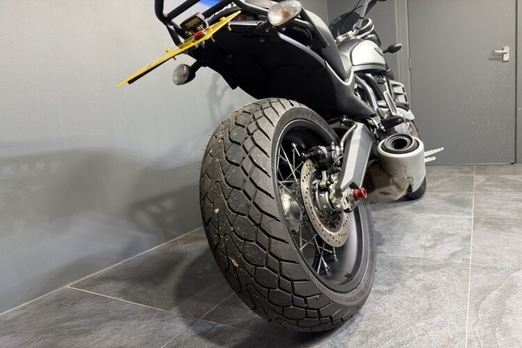 DUCATI SCRAMBLER 800