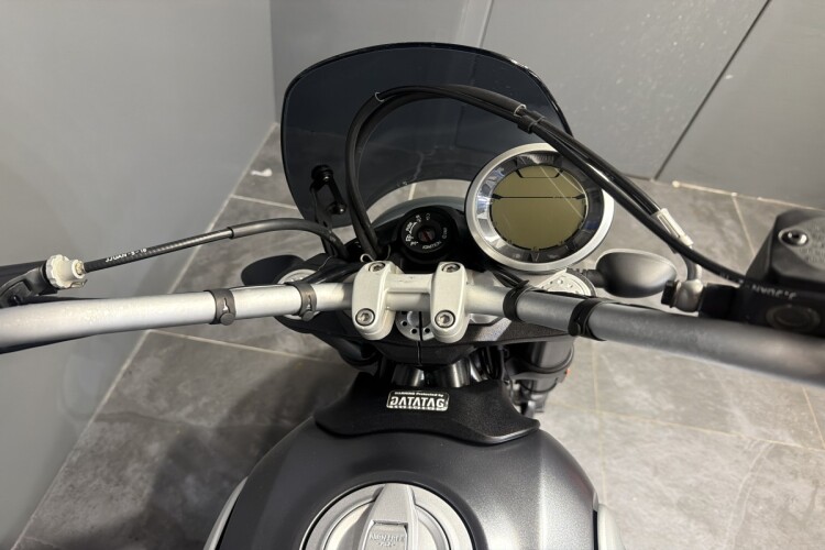 DUCATI SCRAMBLER 800