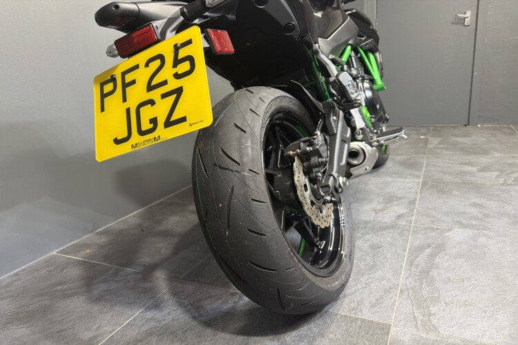 KAWASAKI Z650