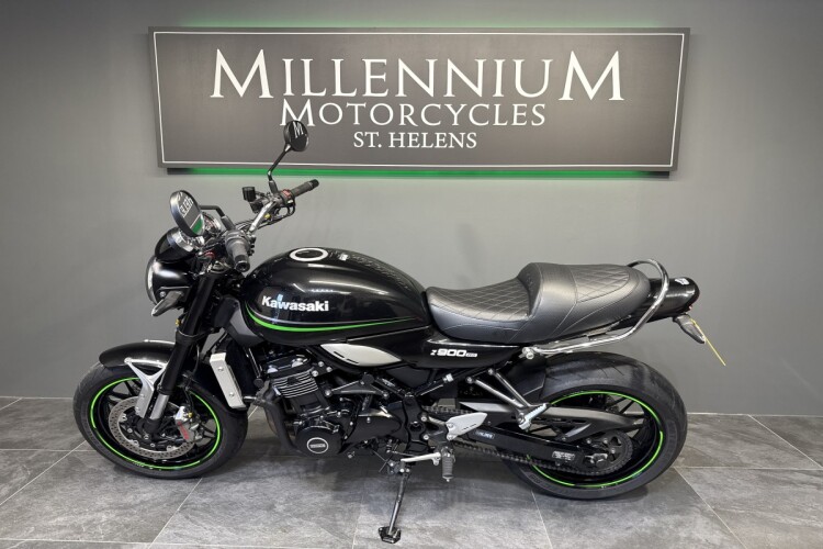 KAWASAKI Z900 RS