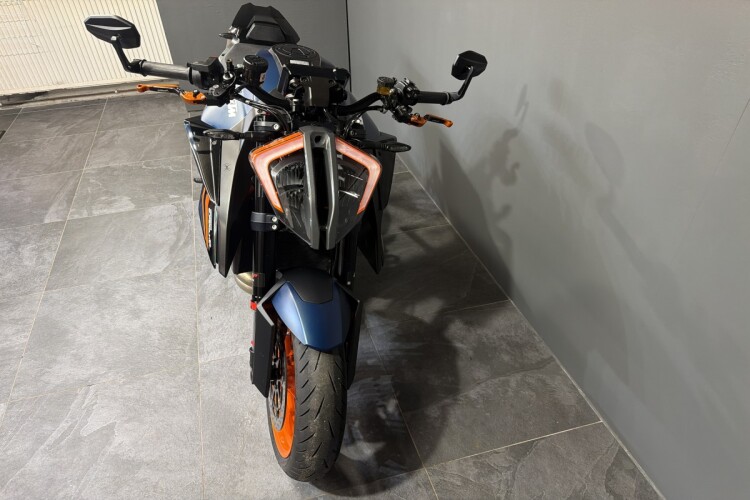 KTM 1290 SUPER DUKE R