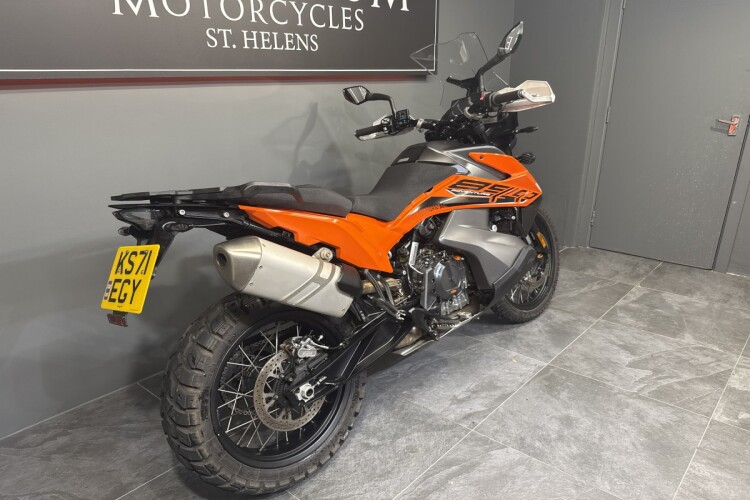 KTM 890 ADVENTURE