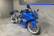 SUZUKI GSX-8R