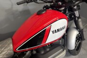 YAMAHA SCR 950