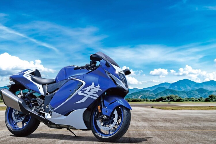 SUZUKI GSX1300R HAYABUSA