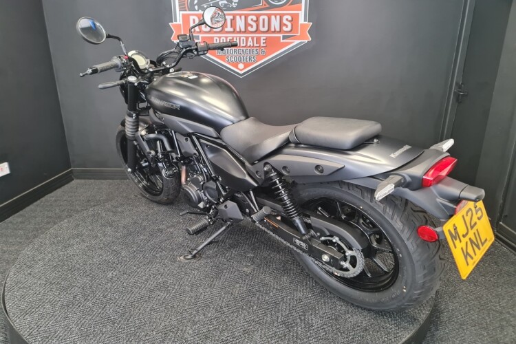 KAWASAKI ELIMINATOR 500