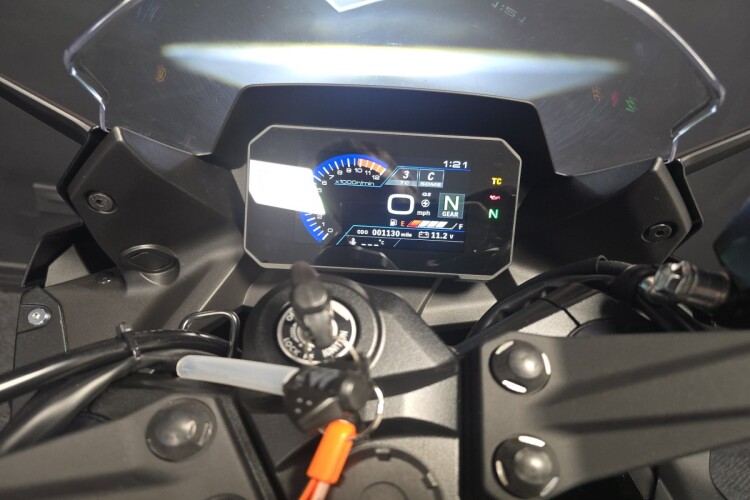 SUZUKI GSX-8R for sale