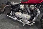 TRIUMPH SPEEDMASTER 1200