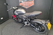 TRIUMPH TRIDENT 660