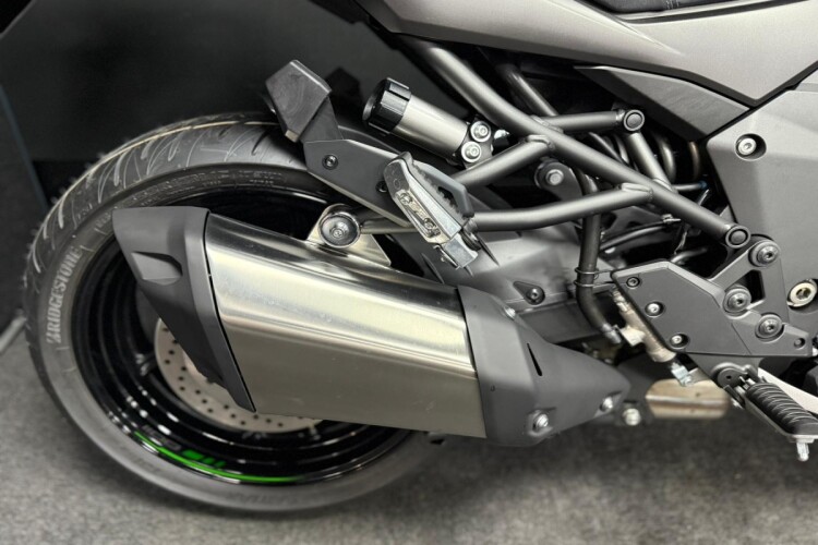 KAWASAKI VERSYS 1100 for sale