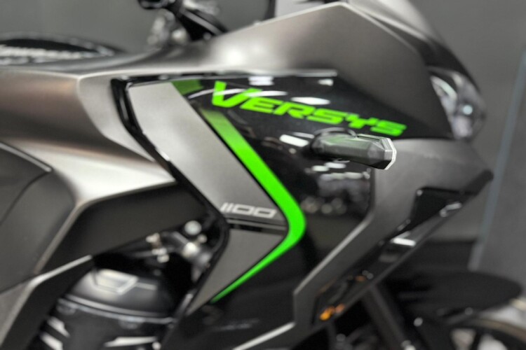 KAWASAKI VERSYS 1100