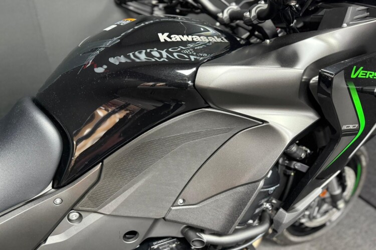 KAWASAKI VERSYS 1100