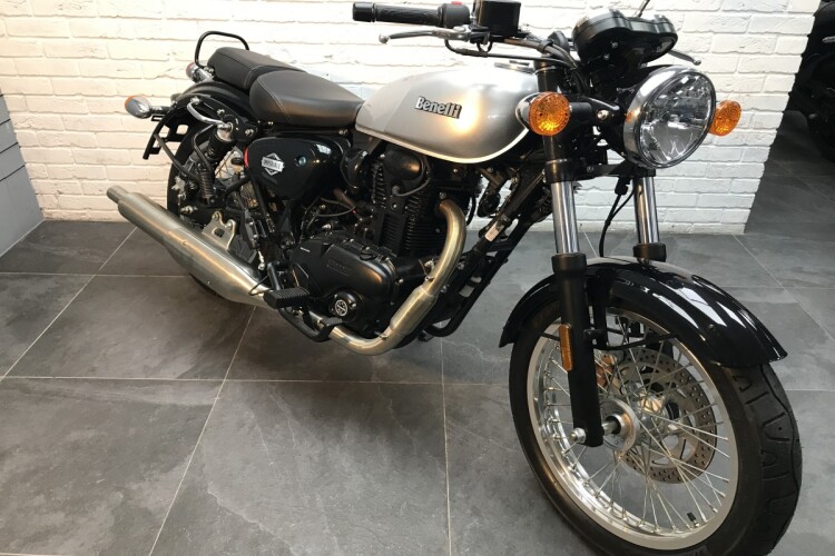 BENELLI IMPERIALE 400