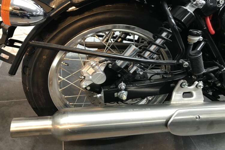 BENELLI IMPERIALE 400