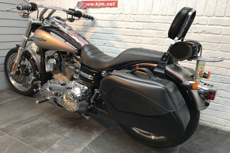 HARLEY-DAVIDSON SUPERGLIDE