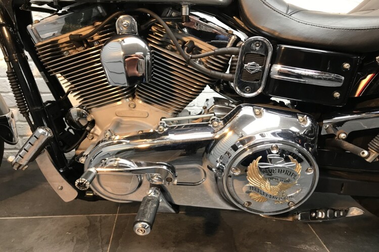 HARLEY-DAVIDSON SUPERGLIDE