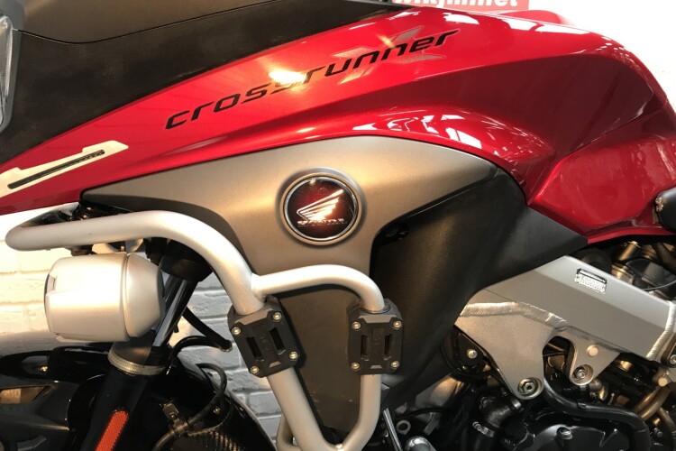 HONDA VFR800X CROSSRUNNER